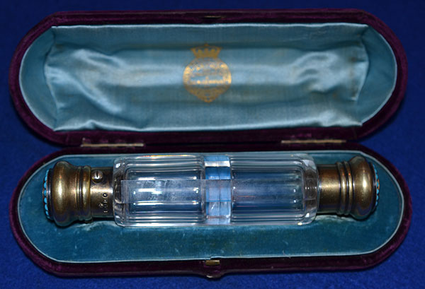 SILVER DOUBLE SCENT BOTTLE WITH ORIGINAL CASE.