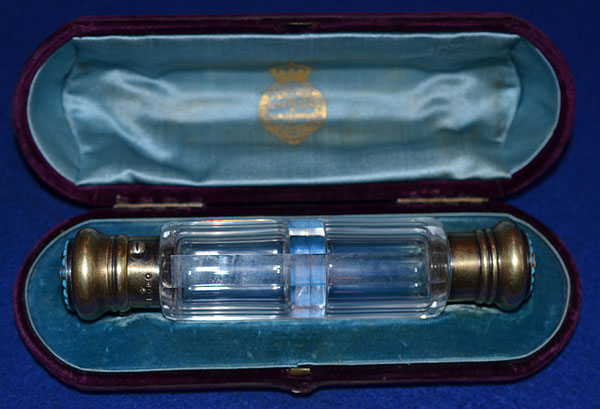 SILVER DOUBLE SCENT BOTTLE WITH ORIGINAL CASE.