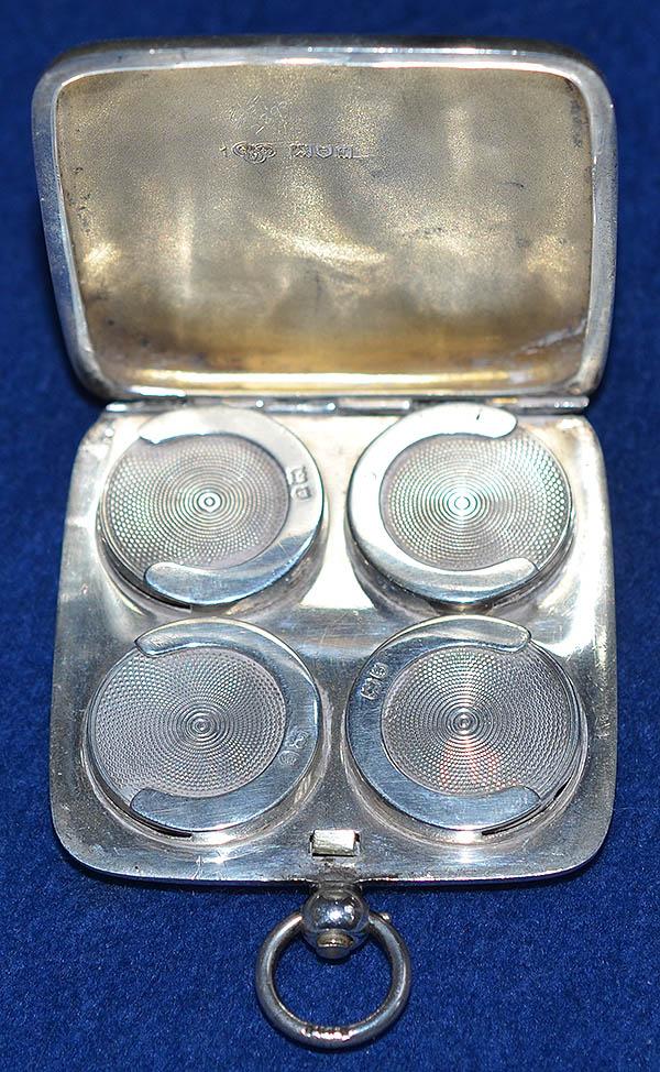A VERY RARE SILVER SOVEREIGN CASE FOR 4 COINS.