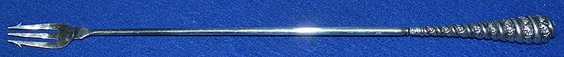 VICTORIAN SILVER TOASTING FORK.