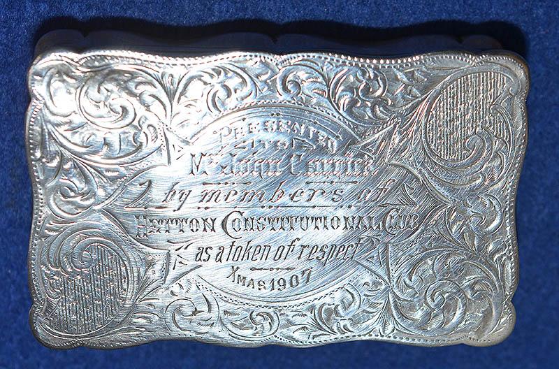 SILVER SNUFF BOX WITH PESENTATION INSRIPTION.