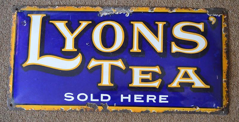 LYONS TEA  ENAMEL ADVERTING SIGN.